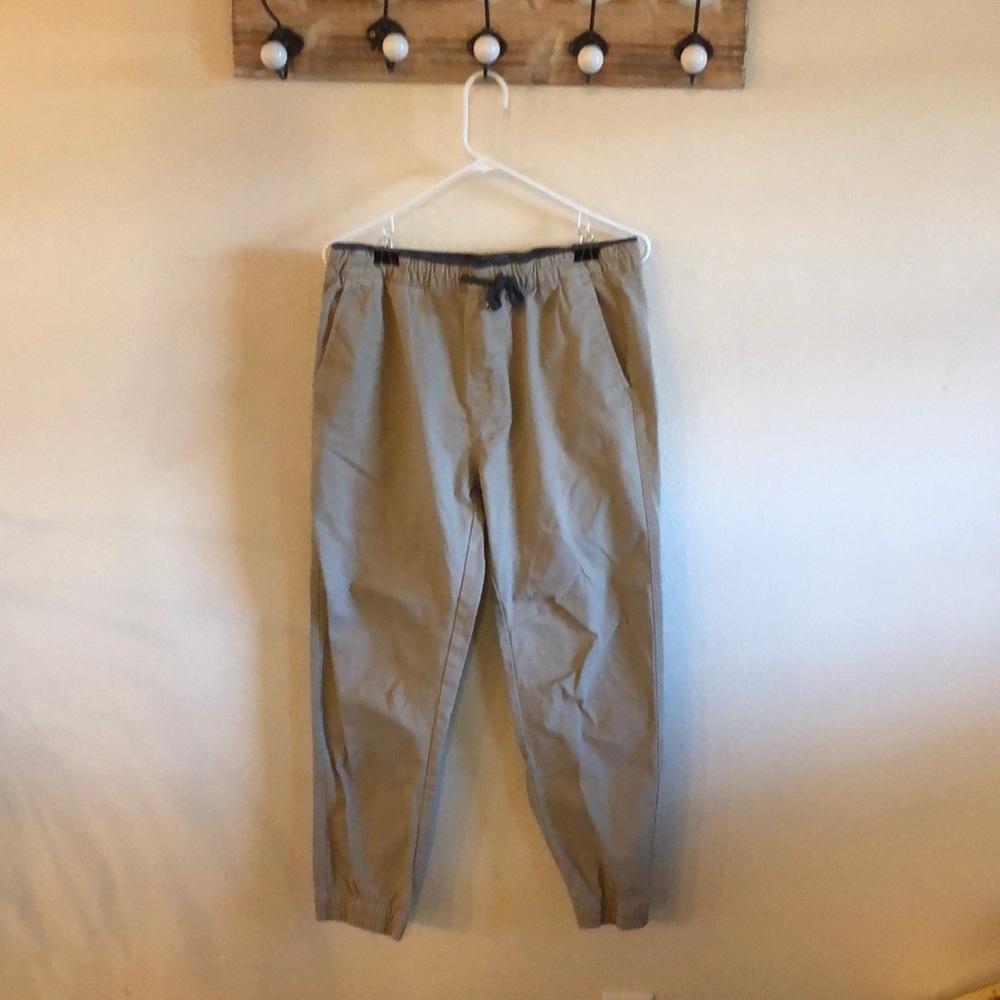 Plugg Joggers